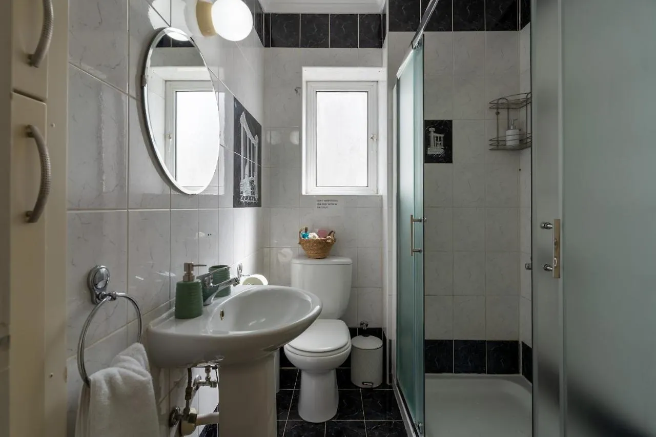Sweet Retreat 2-Br Apartment In Mackenzie Larnaca 0*,